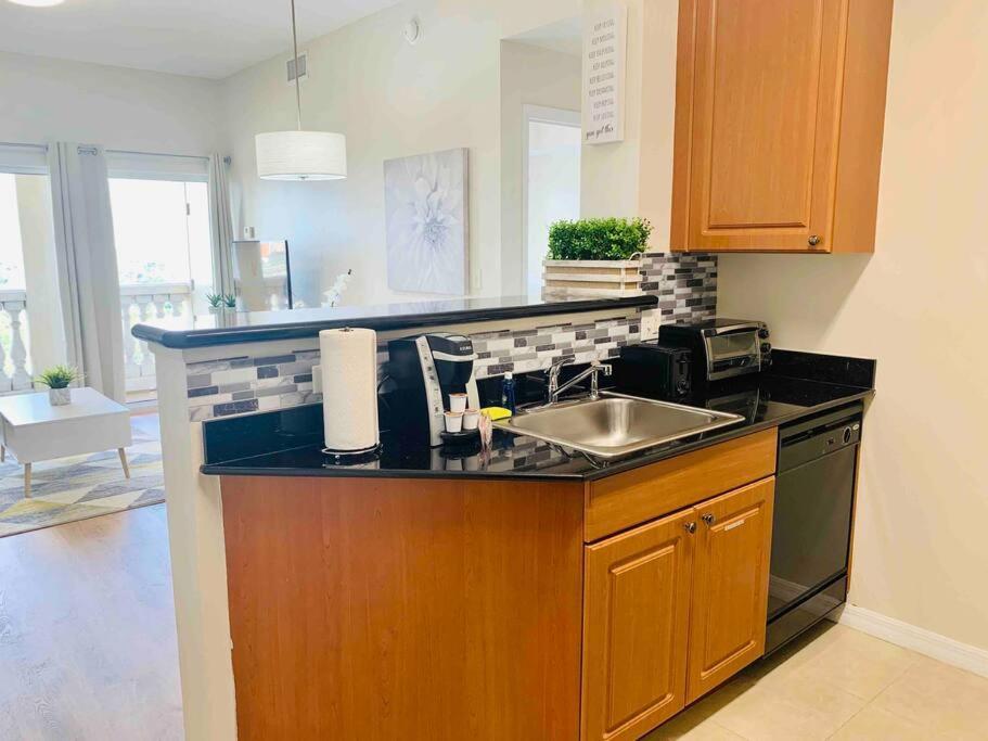 Apartamento Walking Distance From Universal One Bedroom